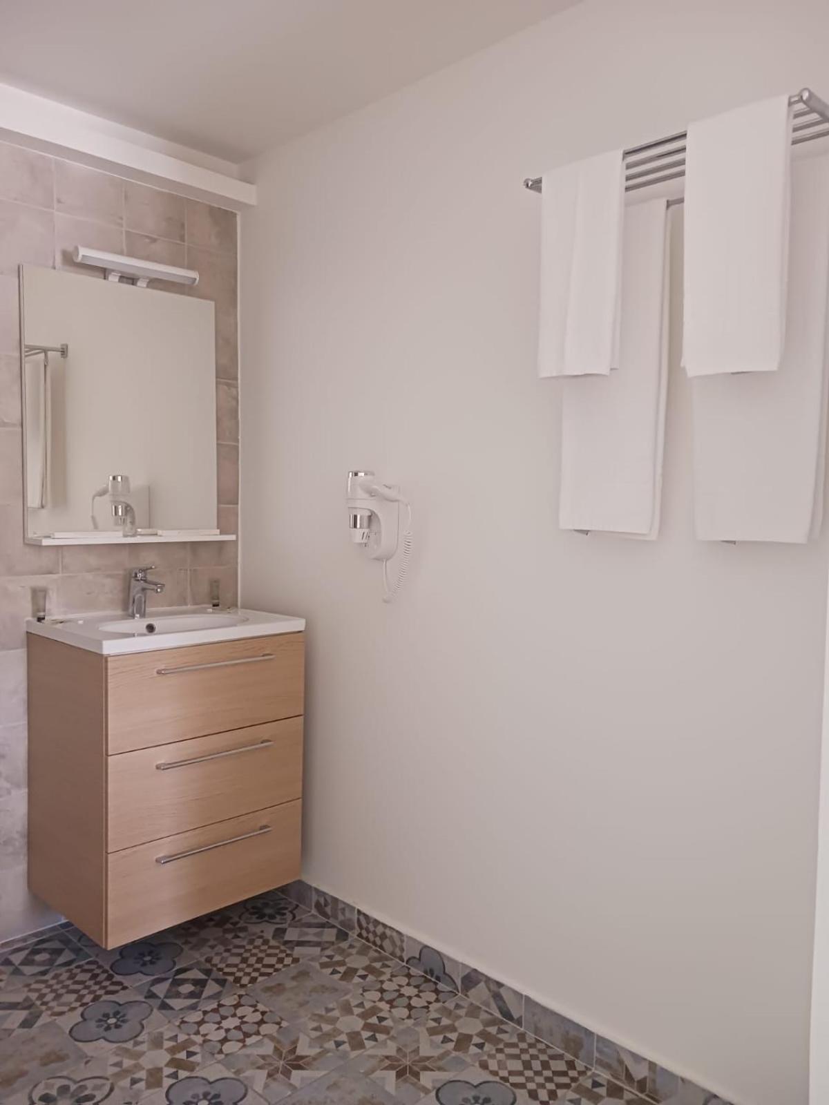 Cotinga Hotel Villars-les-Dombes Eksteriør billede
